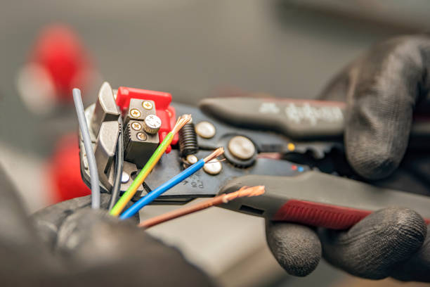 Best Residential Electrician Services  in Makawao, HI